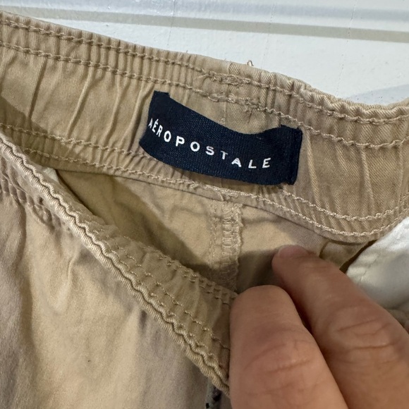 Aeropostale Men's Tan Shorts - Picture 3 of 5
